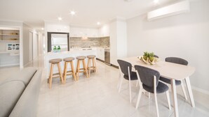 Apartment, 3 Bedrooms | In-room dining - Airlie on Main Street - Airlie Beach (Airlie Beach)