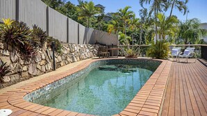 Outdoor pool - Sea Eagle on Airlie - Airlie Beach (Airlie Beach)