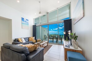 Apartment, 3 Bedrooms | Living area