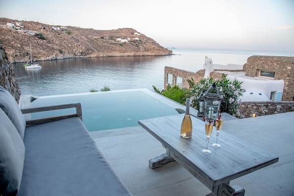Suite, Private Pool, Sea View (Sunrise) | Private pool