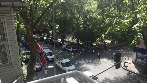 Imagen sin descripción, 1 de 3, botón