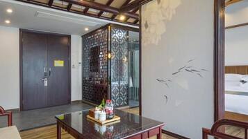 Suite(Mainland-Chinese Citizen Only) | 1 bedroom, blackout drapes, free WiFi, bed sheets