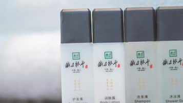 Exclusive Twin Room  (Mainland-Chinese Citizen Only) | 1 bedroom, blackout drapes, free WiFi, bed sheets