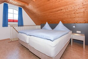 3 Schlafzimmer, Reisekinderbett, WLAN