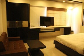 Room - Mahesh Hotel (Morbi)