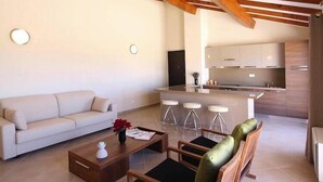 Smart TV - Apartment in Corsica near Palombaggia Beach (Porto-Vecchio)