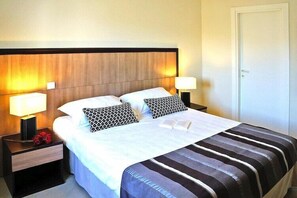 2 chambres, lit de bébé portatif, accès au Wi-Fi (inclus)