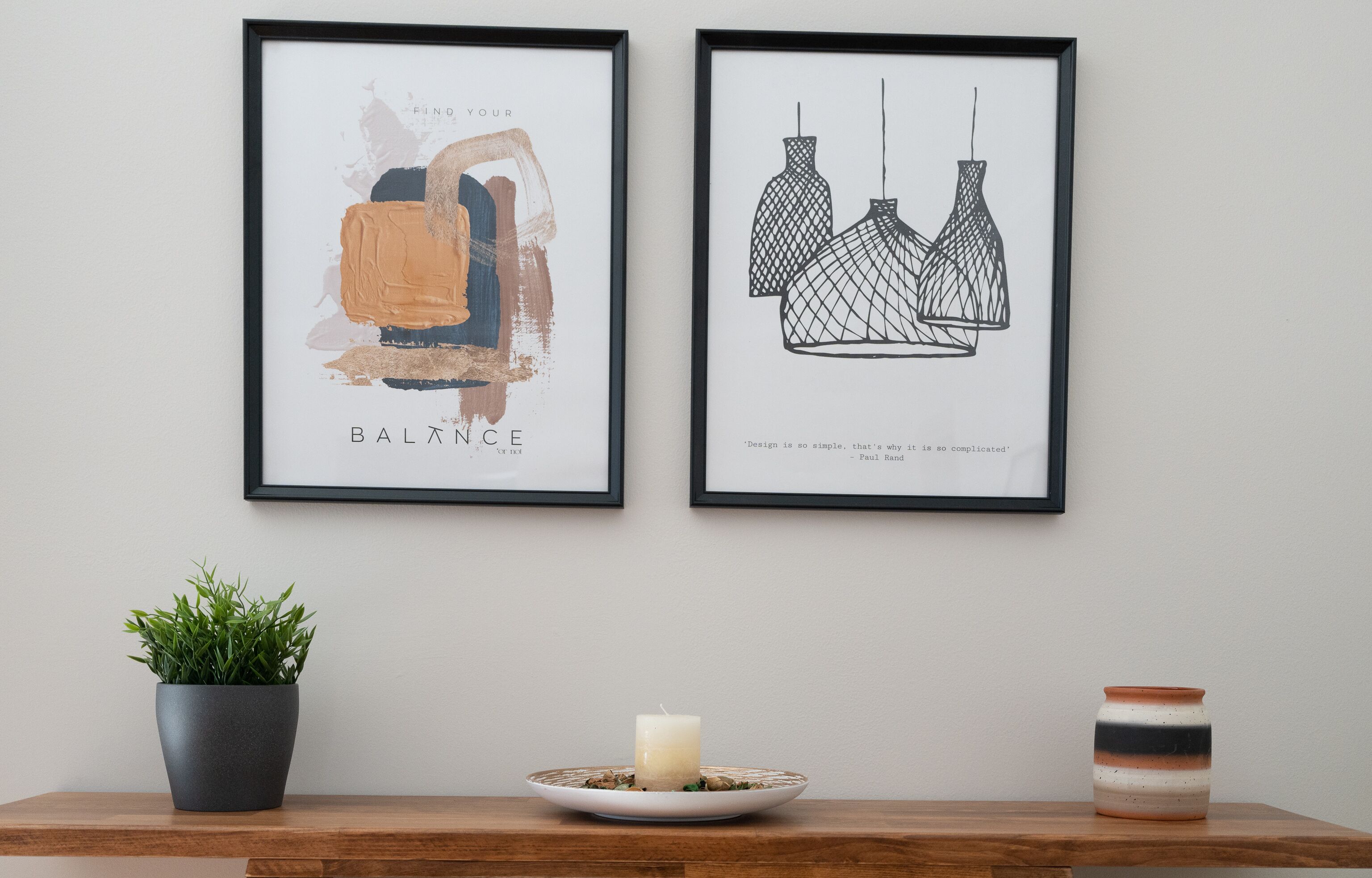 family apartment | living area | flat-screen tv, netflix, pay films, streaming services