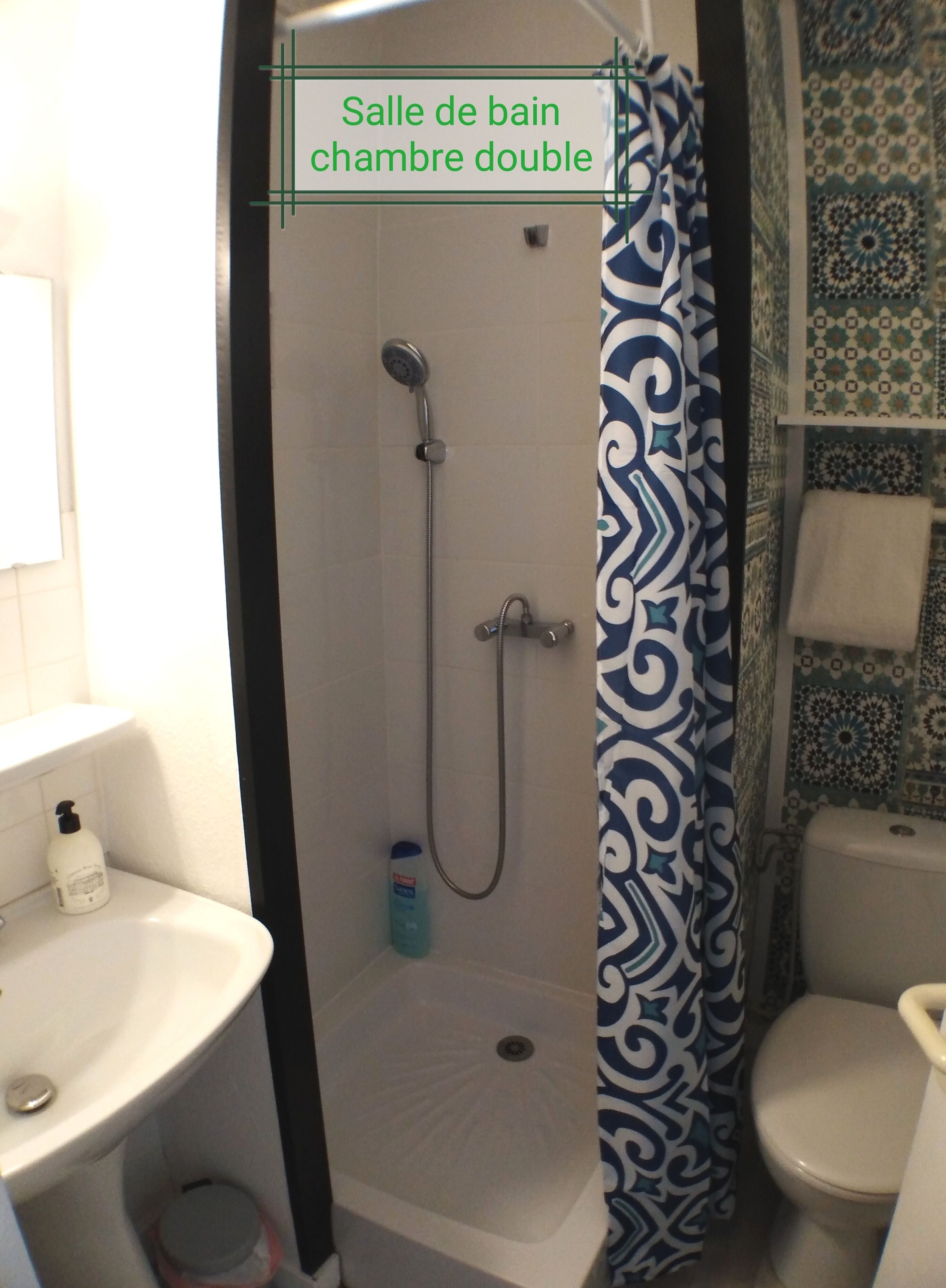double room (1st floor) | bathroom | shower, free toiletries, towels, soap
