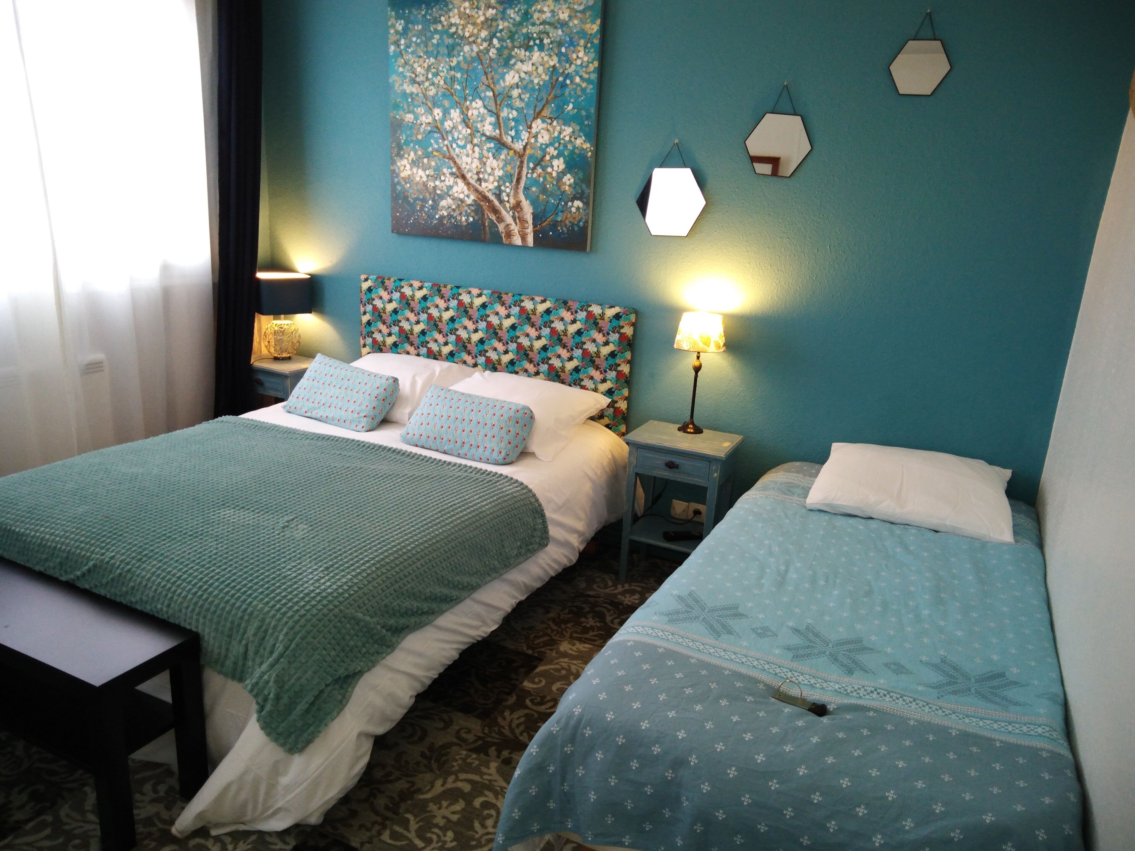 family room | 1 bedroom, in-room safe, individually decorated, individually furnished