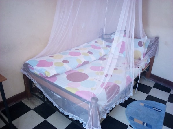 Chambre double | Bureau, accès au Wi-Fi (inclus), literie fournie