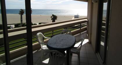 Location appartement F2 calme face Ă mer accĂšs plage direct Canet-en-Roussillon
