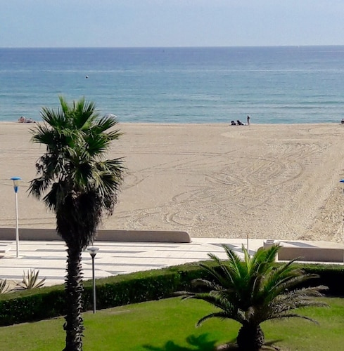 Location appartement F2 calme face à mer accès plage direct  Canet-en-Roussillon