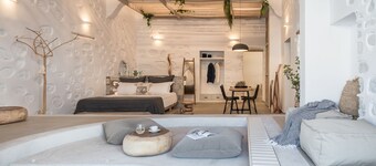 Aphrodite Luxury Apartment