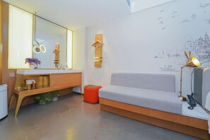 Economy Double Room, No Windows | Bathroom sink - No. 8 Art Hotel (Shanghai)