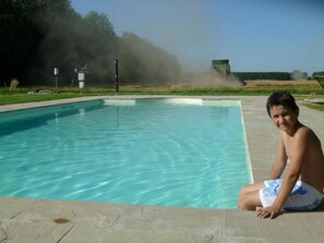 Piscina a l'aire lliure de temporada 