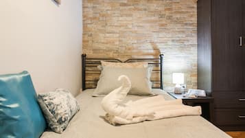 Yhden hengen huone | 5 makuuhuonetta, äänieristys, silitysrauta/-lauta, ilmainen Wi-Fi