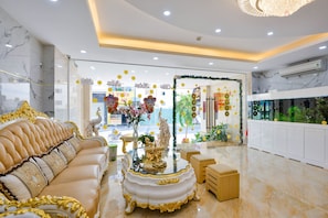 Lounge - Love Hotel Airport (Ho Chi Minh City)