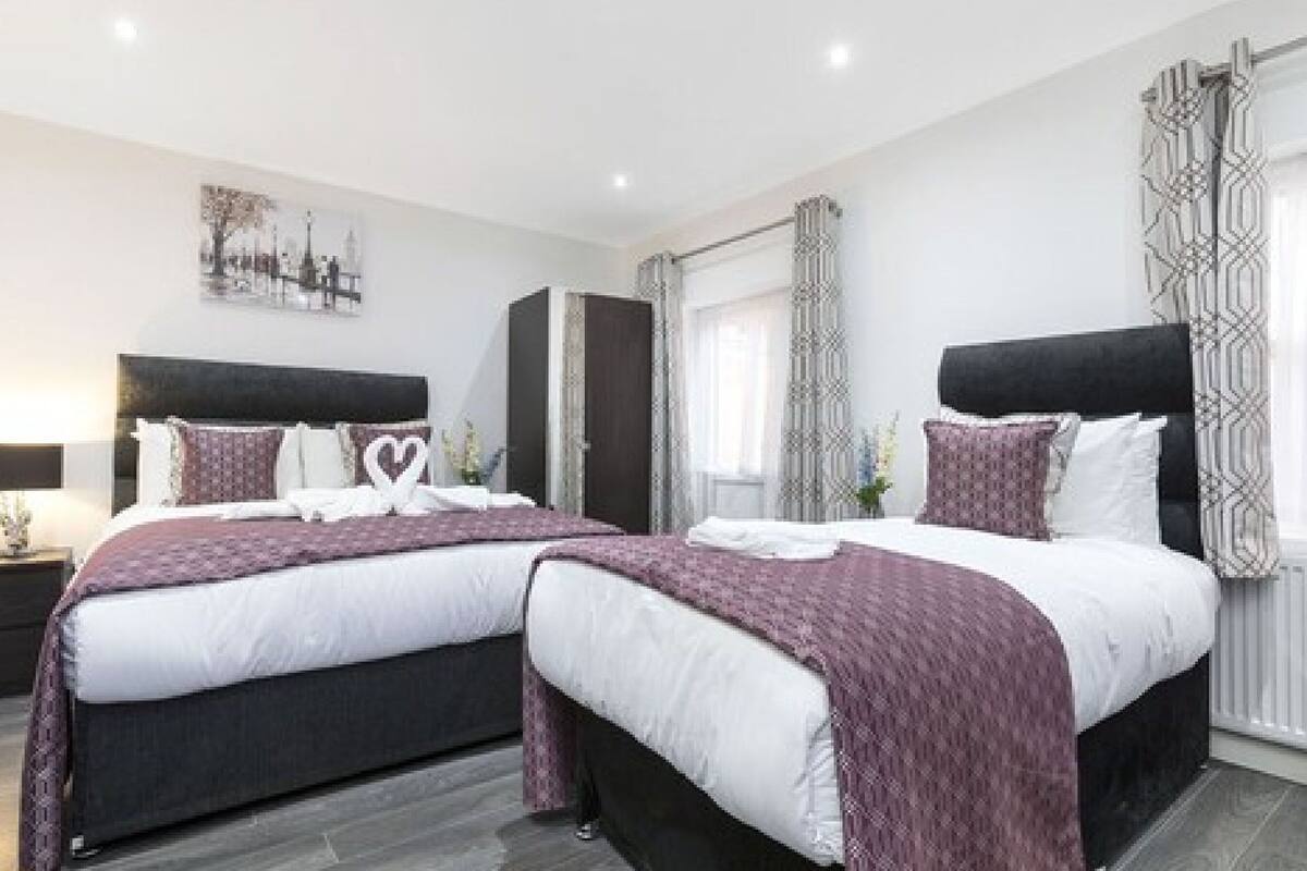 WiFi (free), individually furnished, bed sheets