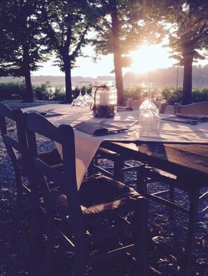 Terrace/patio - La Finestra sul Po Agriturismo (Monticelli d'Ongina)