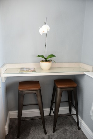 Family Triple Room | Extra beds - Vikings Accommodation (York)