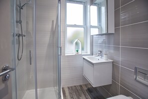 Appartement | Salle de bain | Serviettes fournies