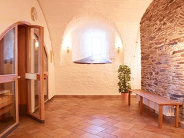 Body treatments, aromatherapy, hot stone massages, deep-tissue massages