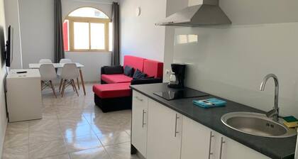 TABLERO 303, FABULOUS Apt. 6 pax close to PLAYA INGLÉS