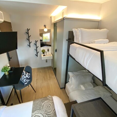 ST Signature Bugis Beach - Image 4