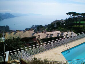 Utomhuspool