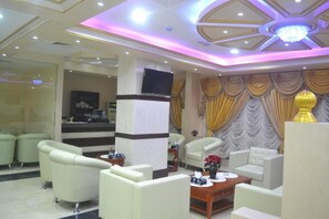 Khu tiếp khách ở sảnh