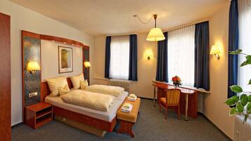 Apartment, 2 Schlafzimmer (Lilie) | 1 Schlafzimmer, kostenloses WLAN, Bettwäsche