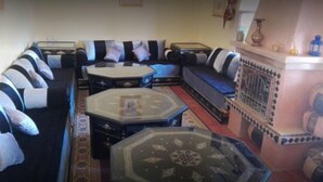 Lobby sitting area - Dar Poublanc (Taouz)