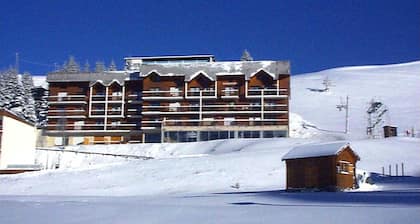 Appartement 2 piĂšces, pied des pistes, proche commerces, Chamrousse