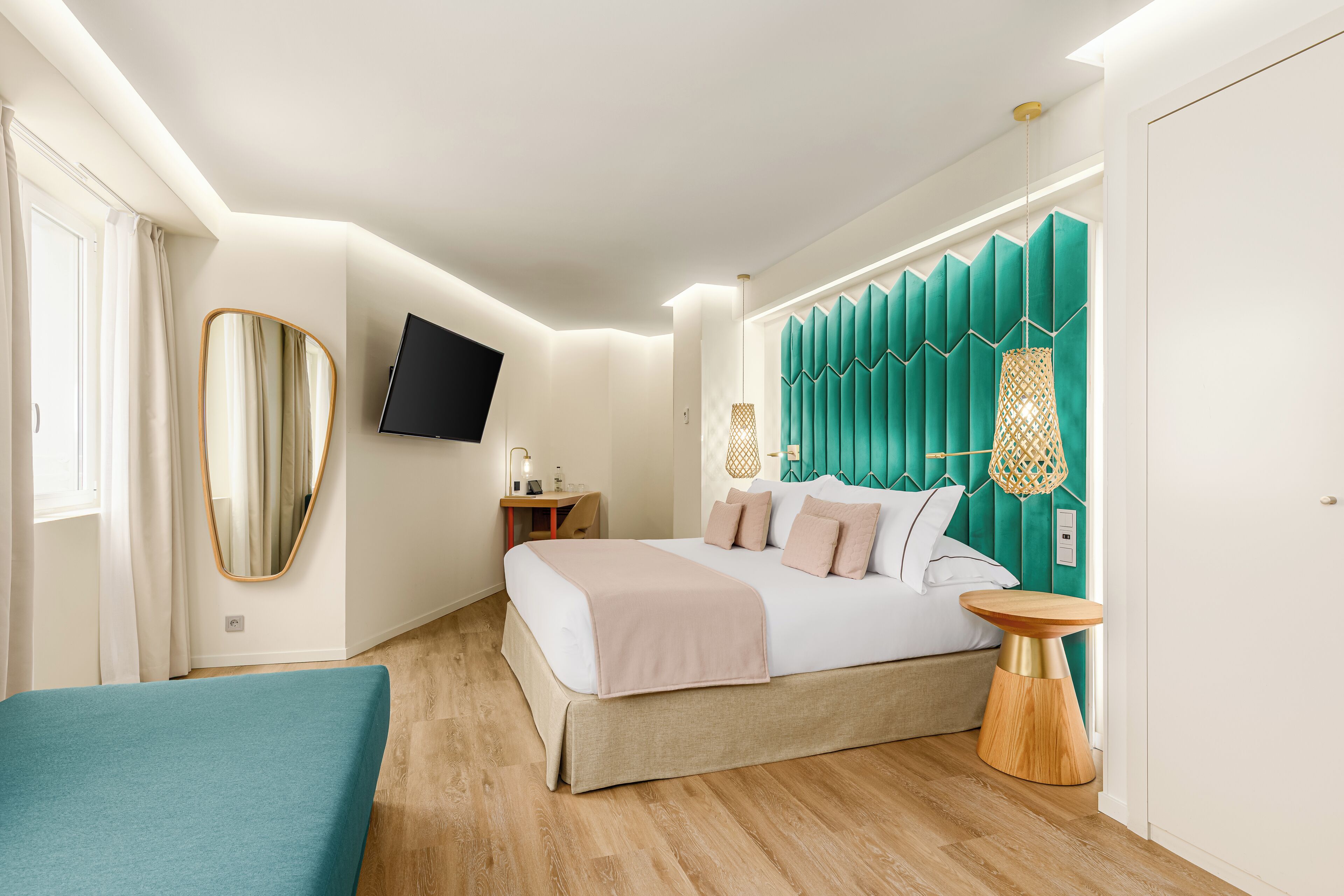 트리플룸 | 미니바, 객실 내 금고, 책상, 노트북 작업 공간