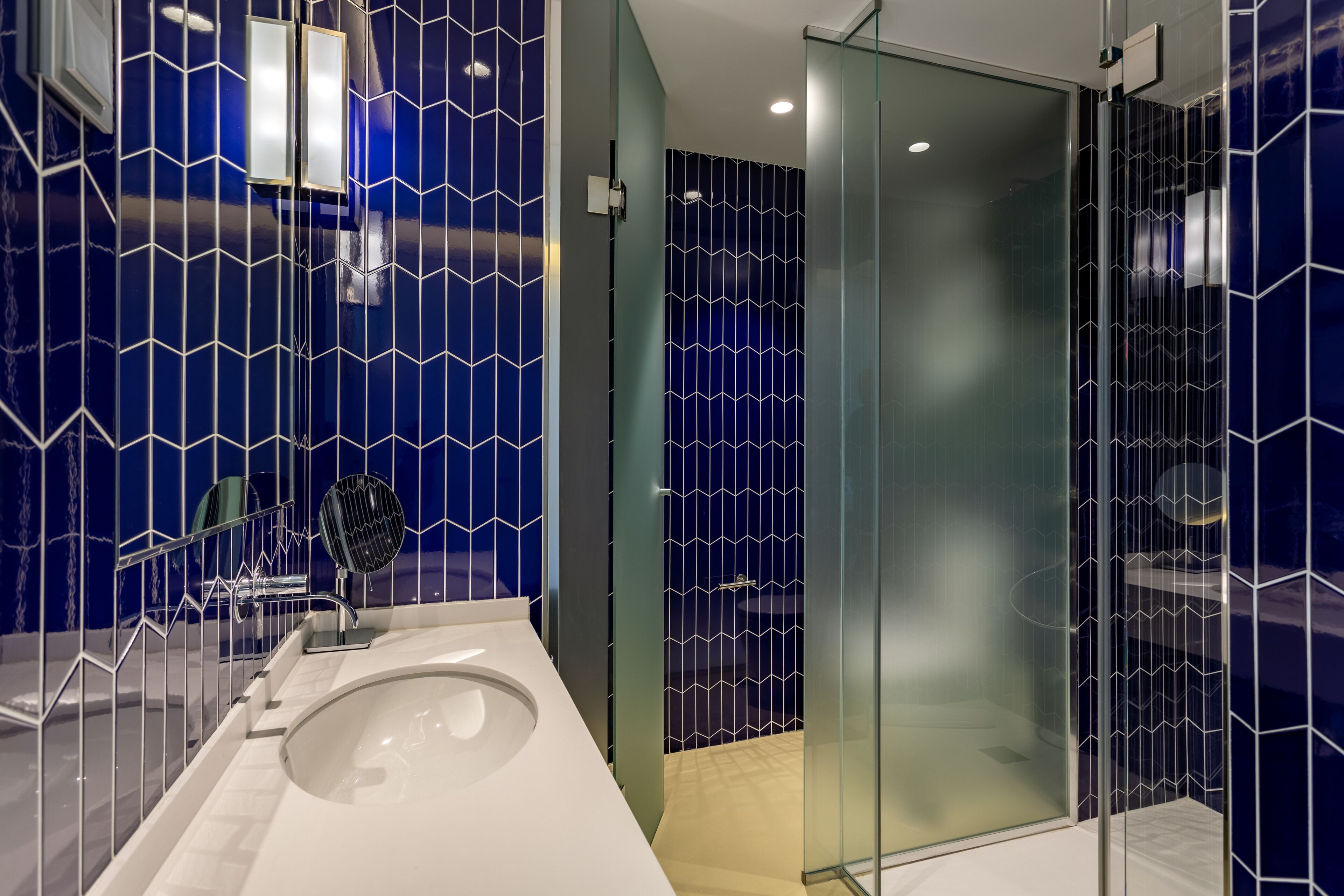 minibar, in-room safe, desk, laptop workspace