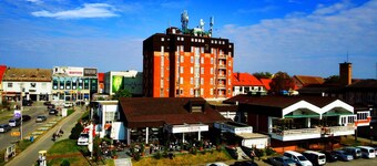 Hotel Slavonija