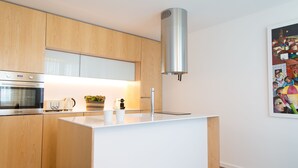 Apartment, 1 Bedroom (Maison 4) | Private kitchen - La Maison Ceuta (Porto)