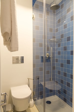 Apartment, 2 Bedrooms (Maison 1) | Bathroom