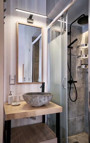 Apartment, Balcony | Bathroom | Shower, hair dryer, towels, soap - NakosHomes Luxury Studio Apartment (Athens)