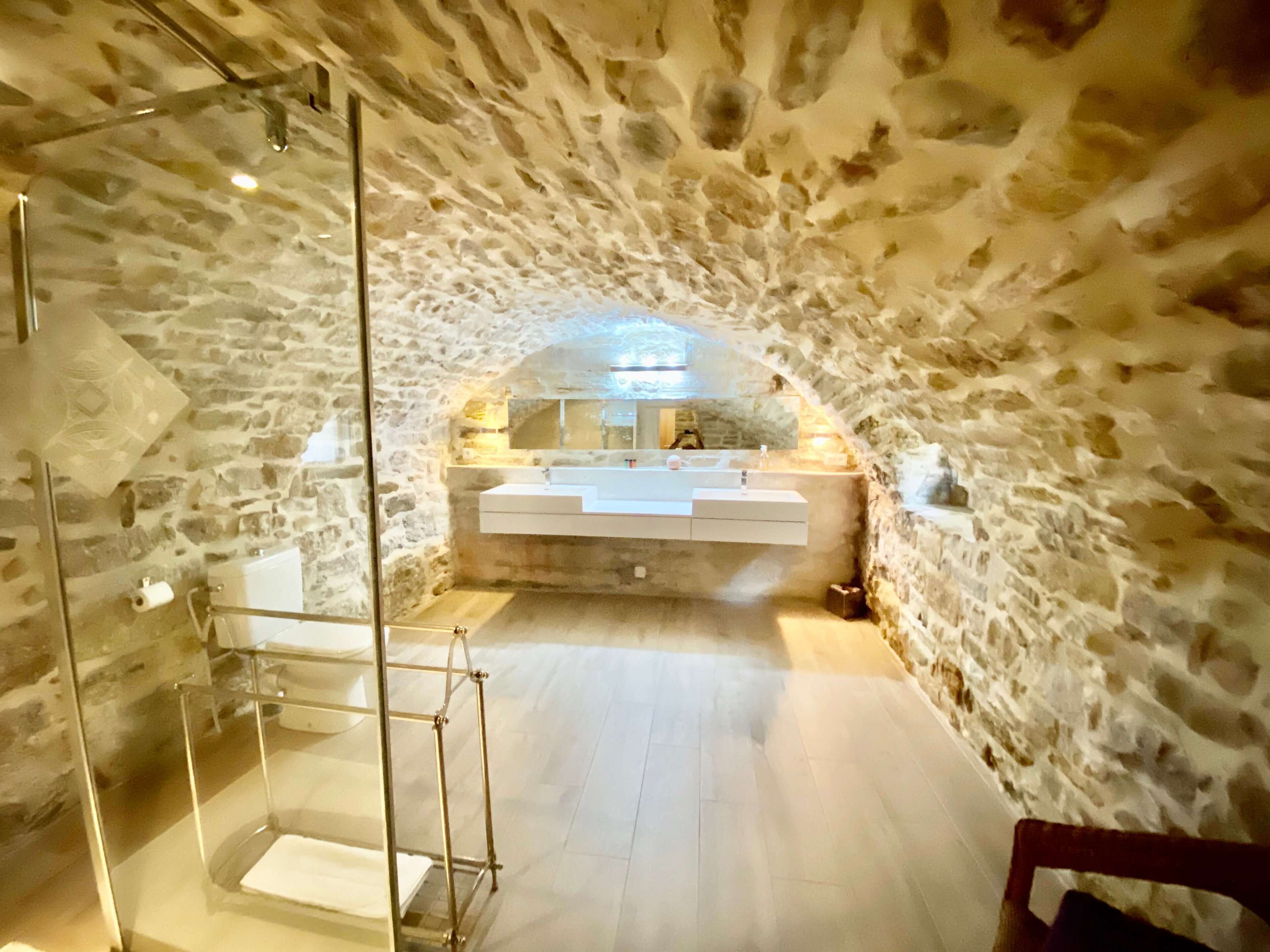 Suite de lujo (Bijou) | Baño | Artículos de higiene personal gratuitos, secador de pelo y albornoces