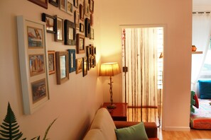 Lobby sitting area - Nesha Guesthouse Lisbon (Lisbon)