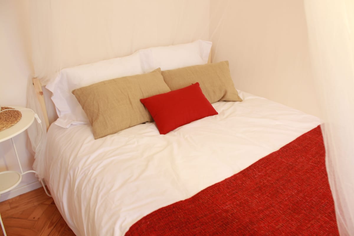Habitación doble, baño compartido | Wifi gratis