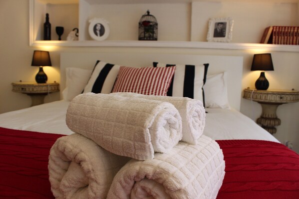 Family Room | Free WiFi, bed sheets - Nesha Lucky nr. 23 (Lisbon)