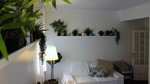 Lobby sitting area - Nesha Lucky nr. 23 (Lisbon)