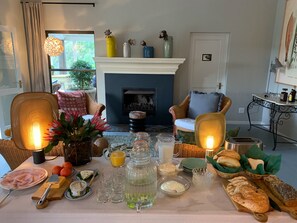 Desayuno completo incluido todos los días