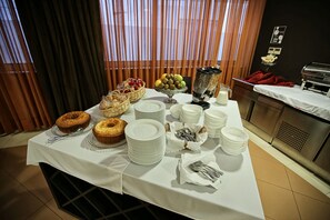 Desayuno continental incluido todos los días