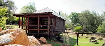 Riverman Cabin Country Lodge