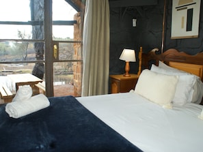 Rainbow Cabin (2) | 1 bedroom, individually decorated, individually furnished