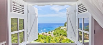 "O Coeur de Deshaies", Cocoa Duplex. Room with sea view. A/C. Swimming pool.